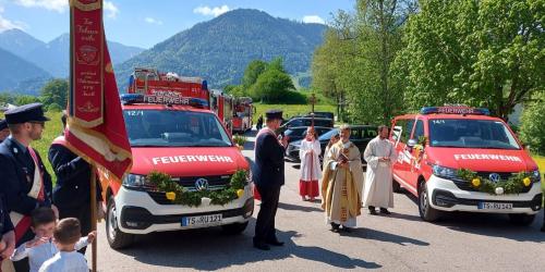 Segen für zwei Ruhpoldinger Fahrzeuge