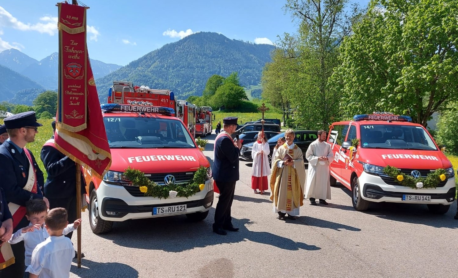 Segen für zwei Ruhpoldinger Fahrzeuge