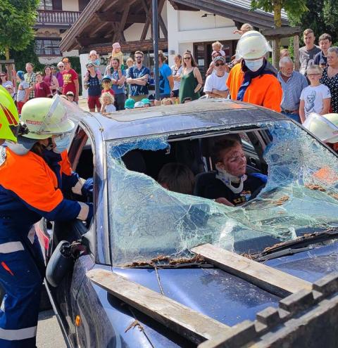 154 neue Gesichter bei den Feuerwehren – Staatspreis für #WirFahrenRot