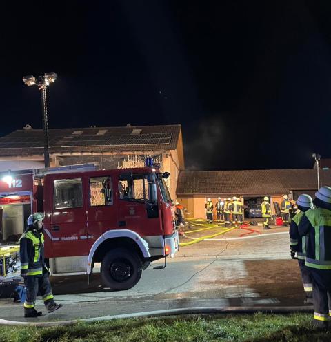 Unterstützungseinsatz der Feuerwehr Kirchanschöring in Leobendorf (BGL).